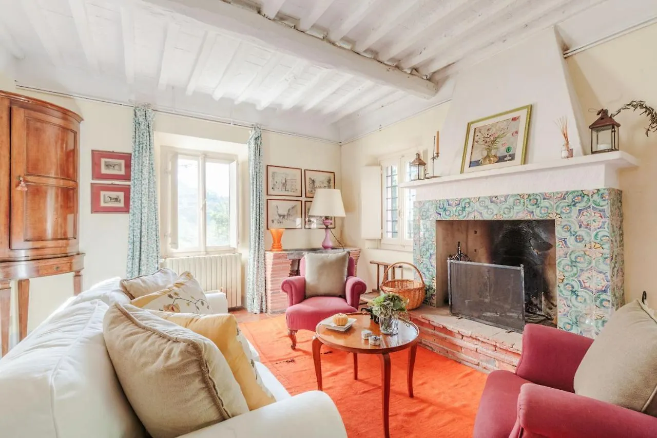 Villa Birdsong, Among The Woods In Camaiore Italy