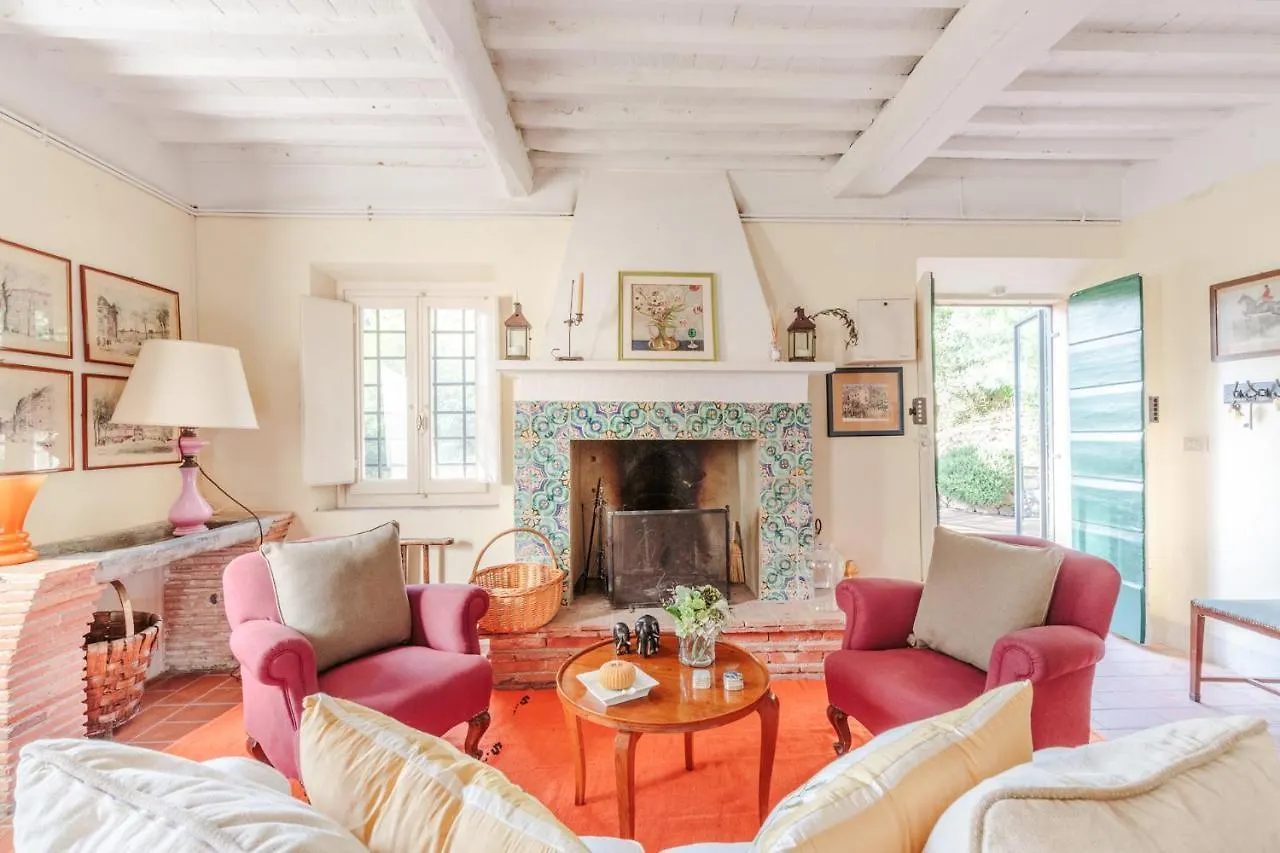Villa Birdsong, Among The Woods In Camaiore